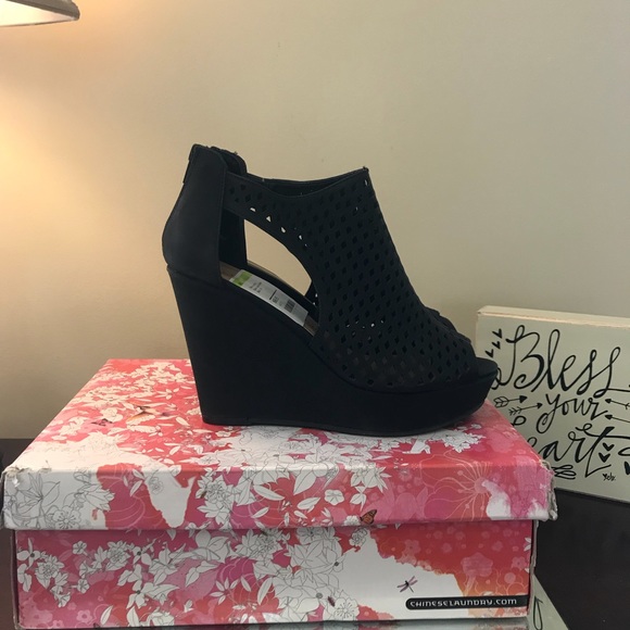 chinese laundry indie wedge